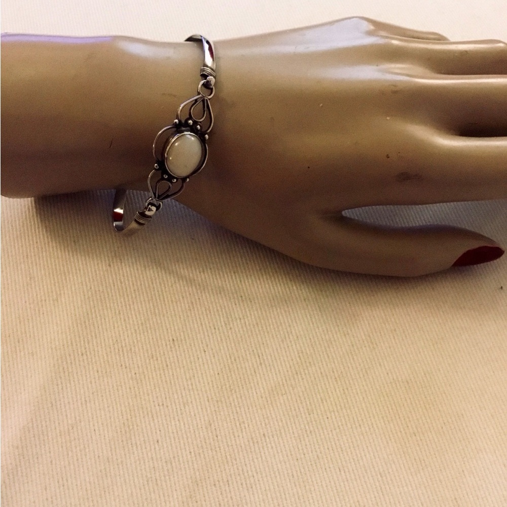 Sterling and opal cuff bracelet - Picture 5 of 5